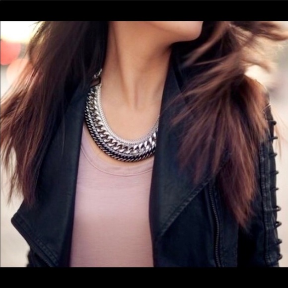 Stella & Dot Femme Fatale Necklace - Picture 3 of 9